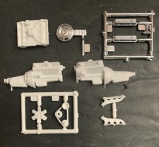 Yamaha Formula one Ford Bronco V 8 ENGINE PARTS 145 1623B Model Car Parts