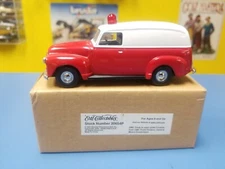 ERTL COLLECTIBLE  1950 CHEVY PANEL  VAN  RED & WHITE  "NEW"