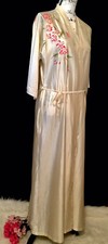 1950s Vintage Hand Painted Silk Robe Beige Pink Floral Designs
