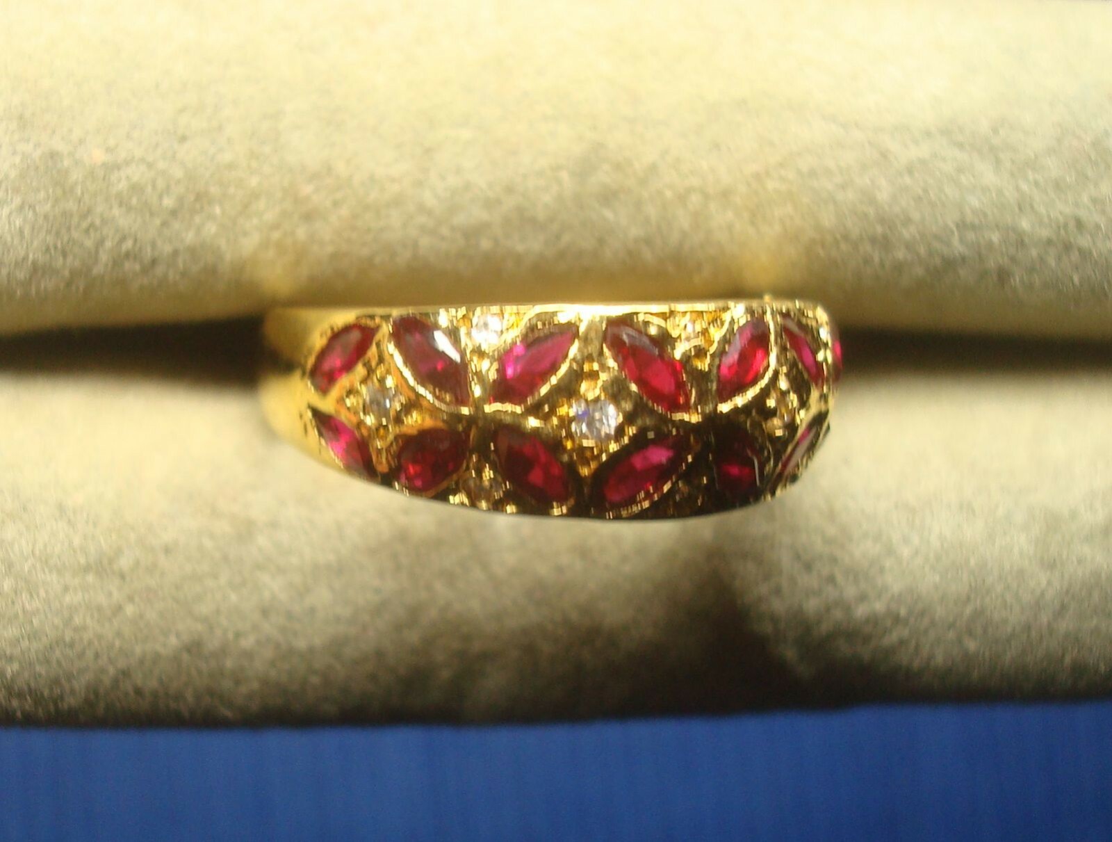 Bague plaqué or fleur rubis strass diamant bijou femme chic