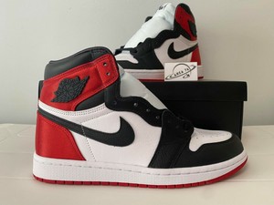 nike jordan 1 retro high satin black toe