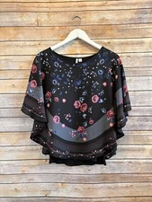 Elle Floral Crepe Popover Blouse Size XS NWT