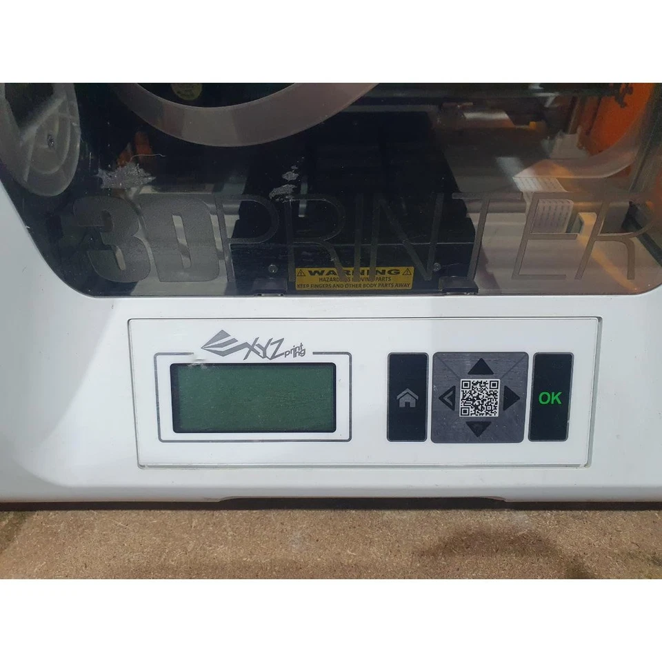 XYZprinting da Vinci Junior 1.0 Wireless 3D Printer 100-400 Microns - For Parts - Image 3 of 4