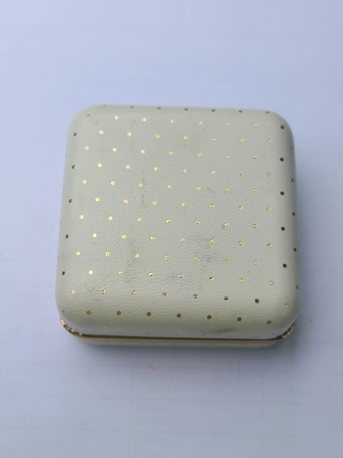 10k Solid Yellow Gold Iced Flower Stud Earrings w… - image 9