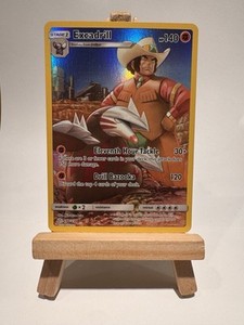 Pokémon TCG Excadrill Sun & Moon - Cosmic Eclipse 246/236 Holo Secret Rare NM