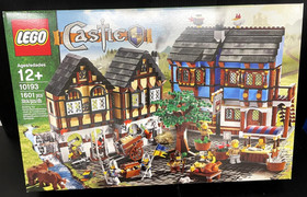 Lego 10193 Medieval Market Village Castle Theme 1601pcs SEALED / Express