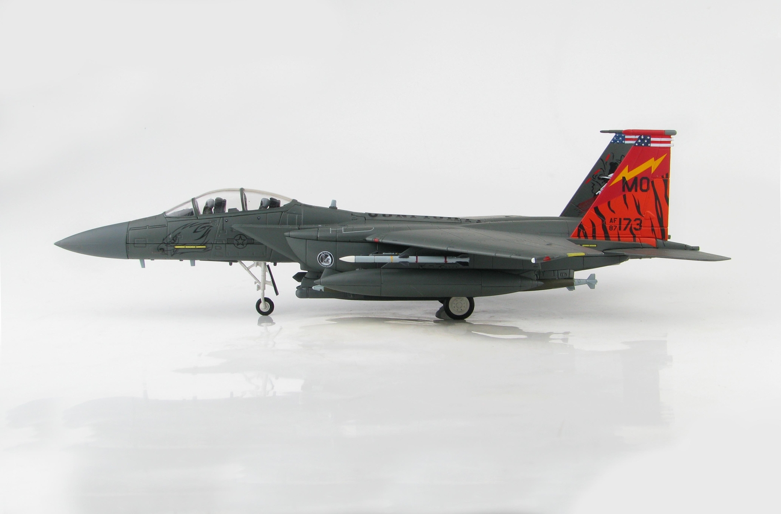 HOBBY MASTER F-15E Strike Eagle 389th FS Mountain Home 1/72 diecast plane model