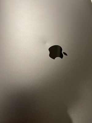 Apple MacBook Pro 16