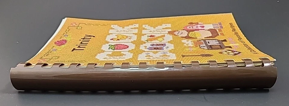 Trinity United Methodist Church Memphis, TN Cooking Recipes 1989 - Image 2 of 4