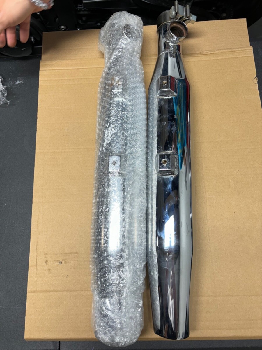 専用ページ Harley Davidson Genuine Chrome XL 883 883 Mufflers Exhaust 64842