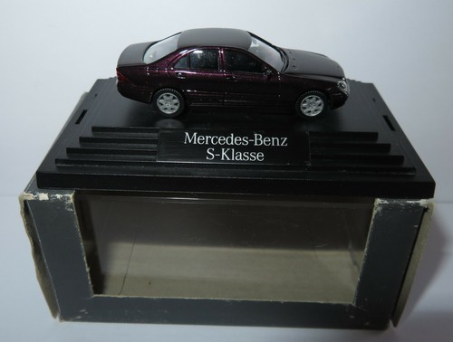 Modèle Réduit HERPA HO 1/87 MERCEDES-BENZ E 320 T LIMOUSINE VERTE - Métal, Boîte D'origine