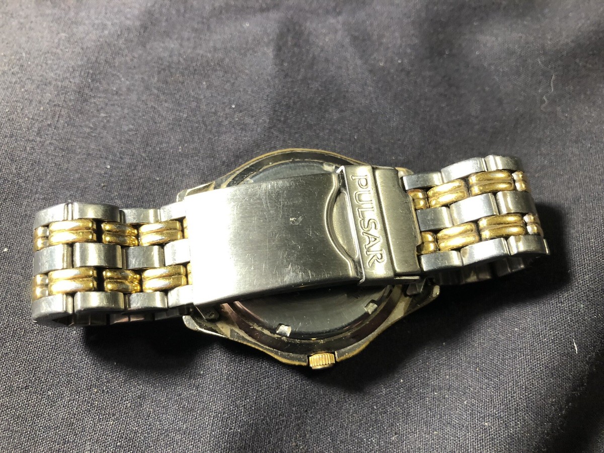PULSAR（by SEIKO） Vintage Men's Pulsar Watch By Seiko 100 Meter Water
