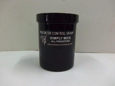 Predator Control Group ''SIMPLY MICE''  8oz Mouse Trapping Coyote Bobcat Fox PCG