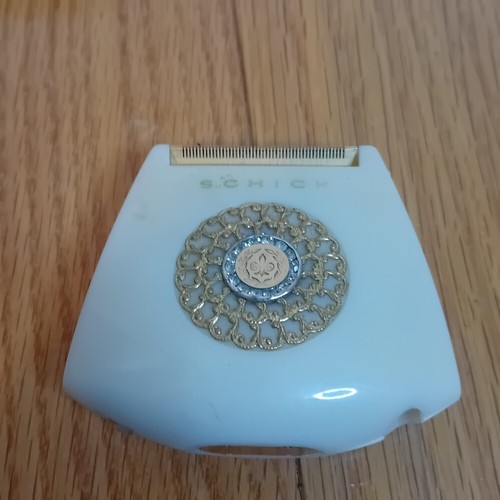 Vintage 1950s Ladies Shick Crown Jewel Electric Razor W Case, Cord & Brush WORKS - Foto 4 di 12