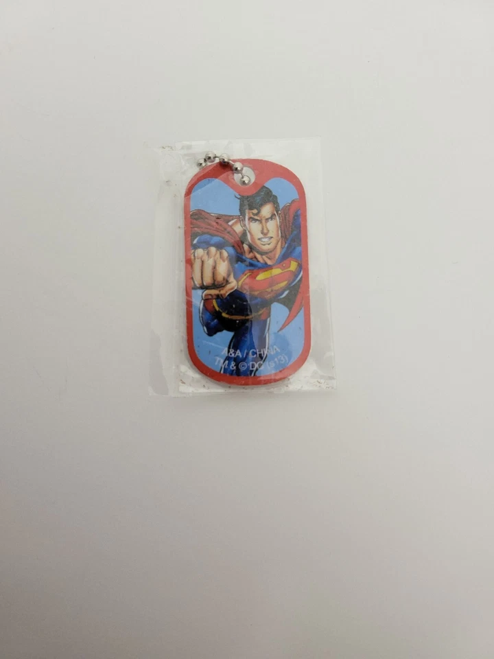 Etiqueta de perro superhéroe de DC Comics Superman. Nuevo. Foto 3 de 3