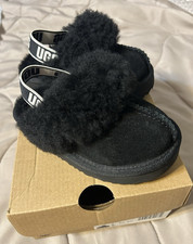 UGG Funkette Black Sherpa Toddler Slippers NWT Size 7