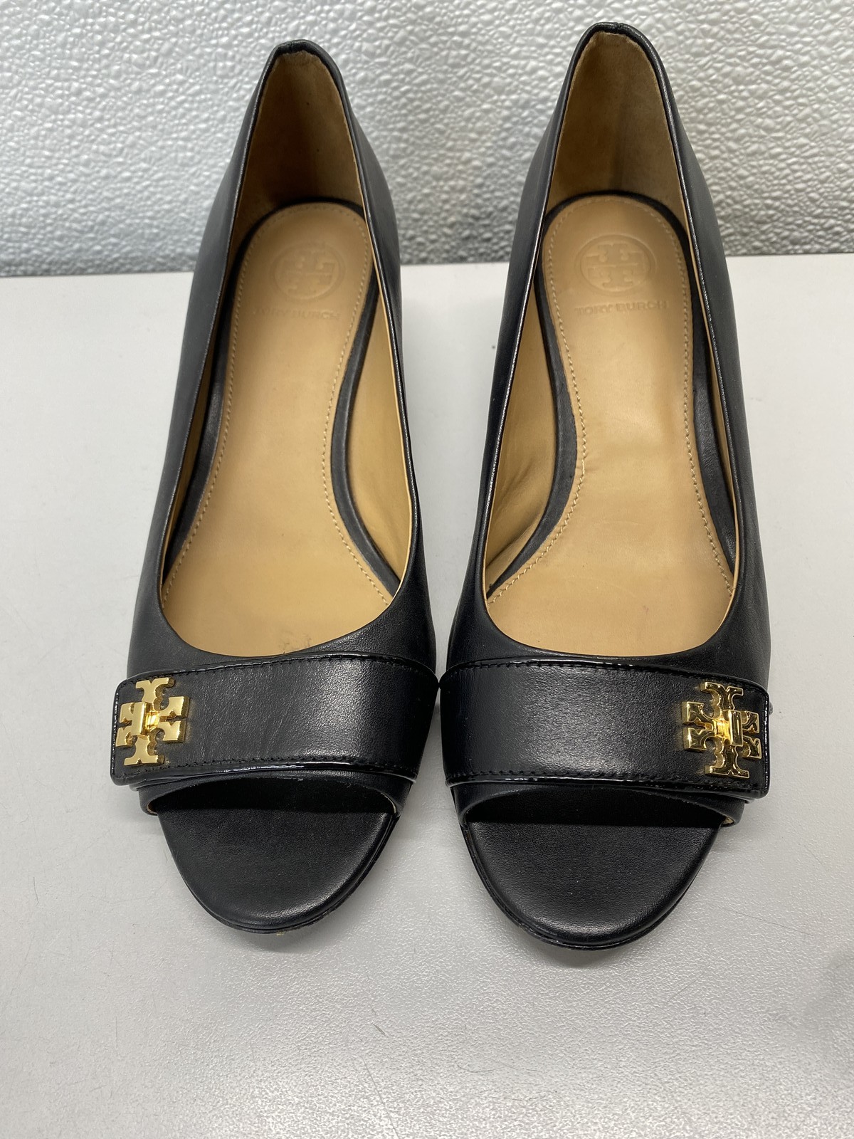 Tory Burch Womens Kira Leather Peep Toe Pumps Size 6.5 Black *Preowned*