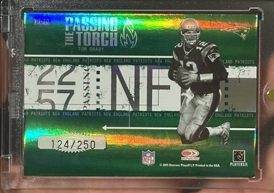 2005 Donruss Elite Passing the Torch Joe Montana Tom Brady /250 Green #30 HOF NM