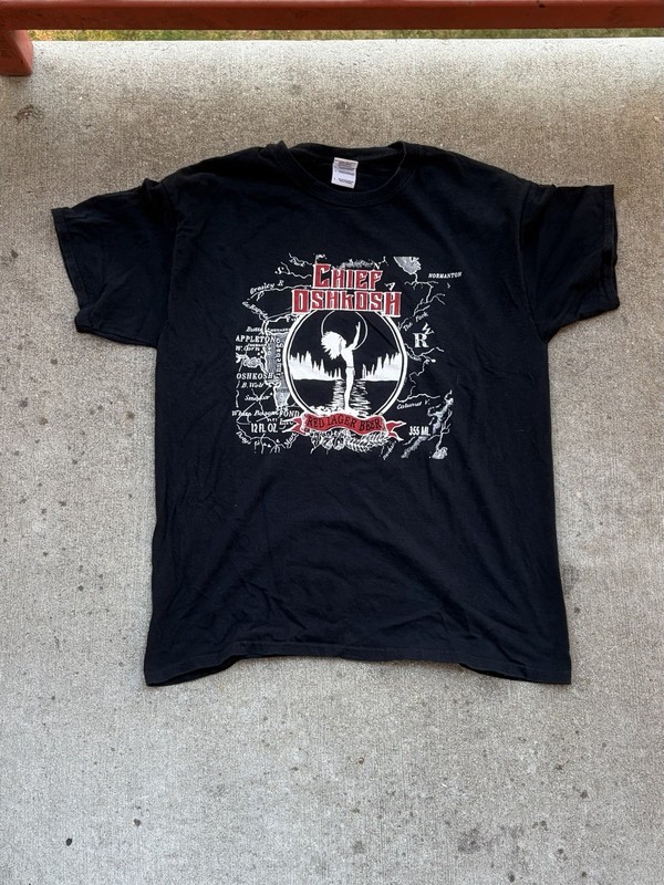 Chief Oshkosh Red Lager Beer T Shirt Size Large Black Red Brewery