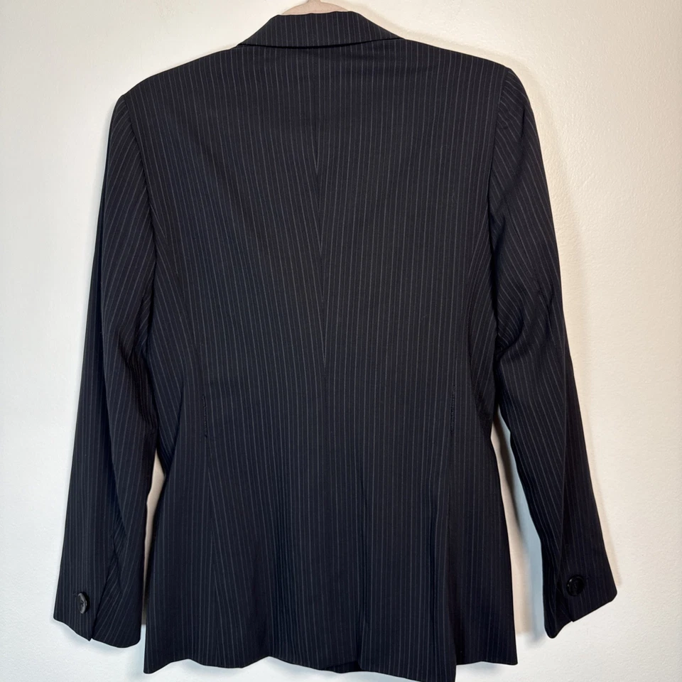 MaxMara 98% Wool Navy Pinstripe Double Breasted Blazer & Pants Suit Women Size 6 - Image 3 of 4