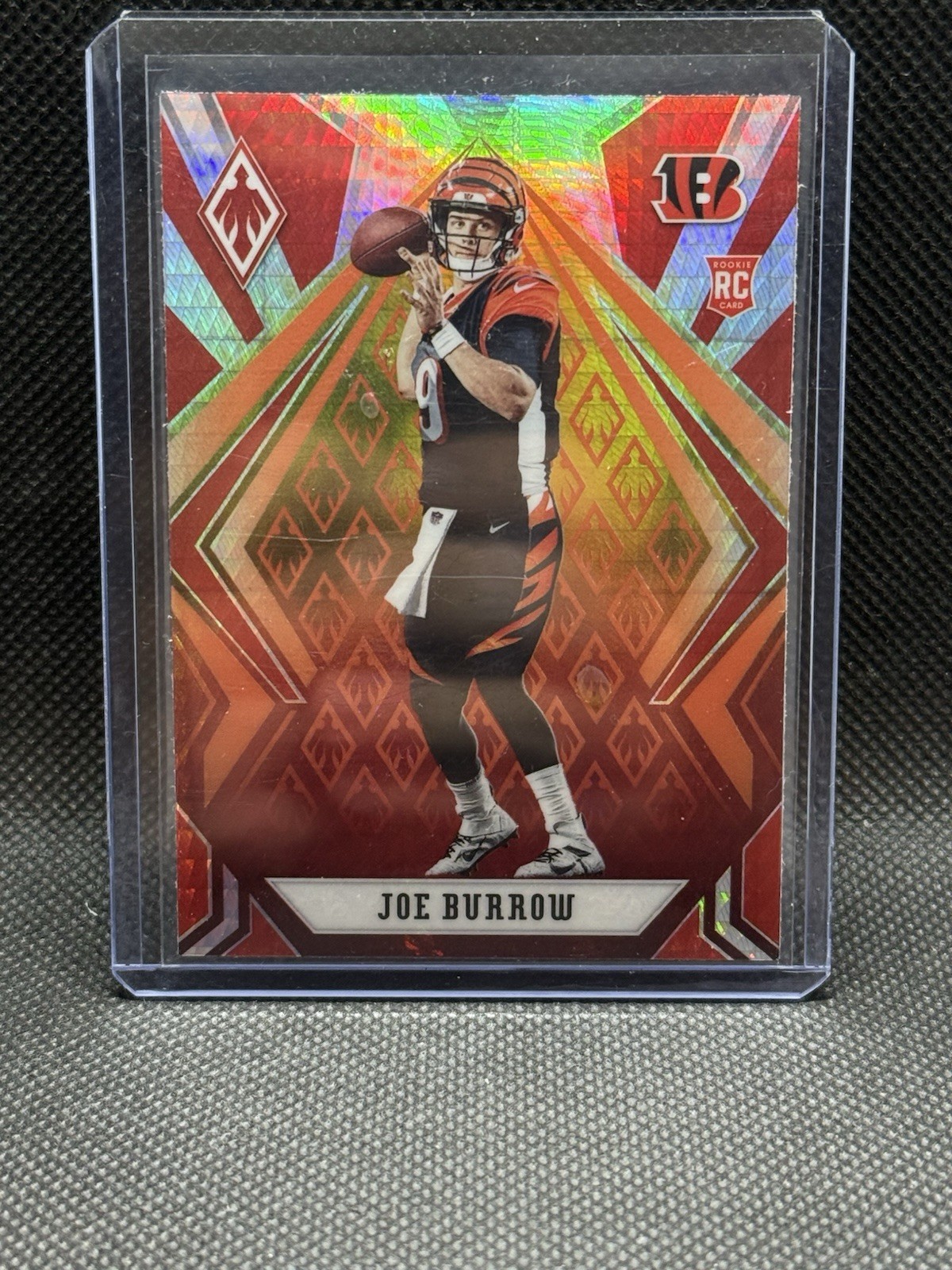 2020 Panini Phoenix - Rookies Joe Burrow #101 Fire Burst (RC)