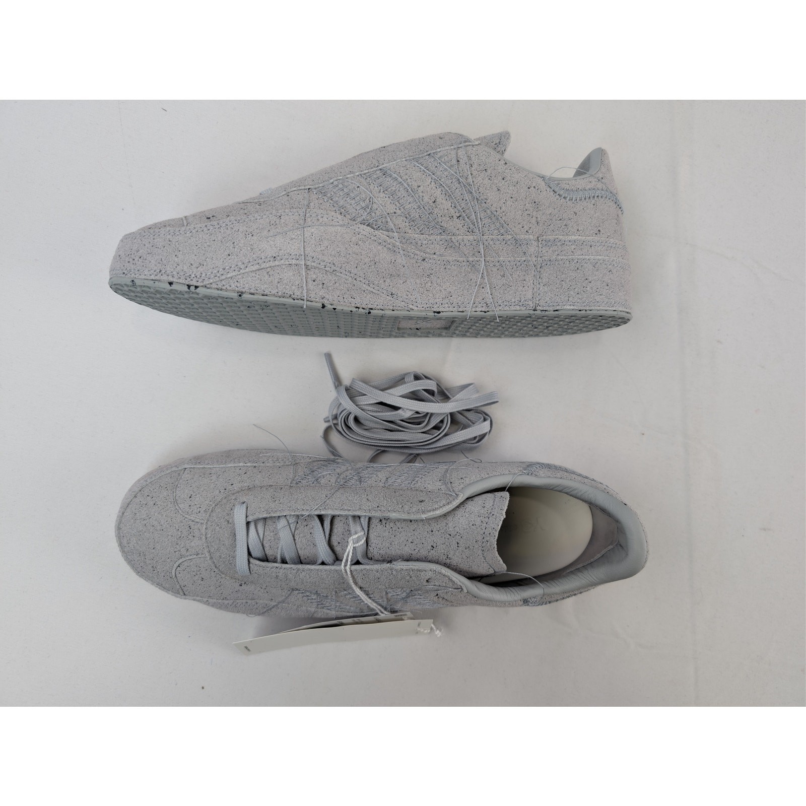 Y-3 Gazelle Low-Top Sneakers in Gray BNWB 10 US