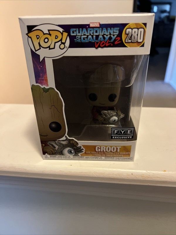 Funko Pop! Vinyl: Marvel - Groot (w/ Cyber Eye) - FYE (Exclusive) #280