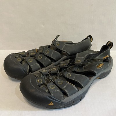 Keen Newport Waterproof Hiking Water Sports Casual Black  display picture 2