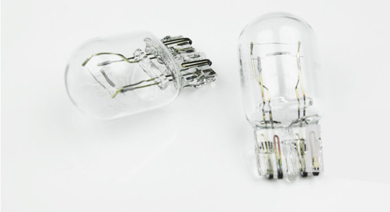 Set van 4 T20 W21/5W dagrijverlichting parkeerlicht 12V 21W/5W kleur helder/warm wit