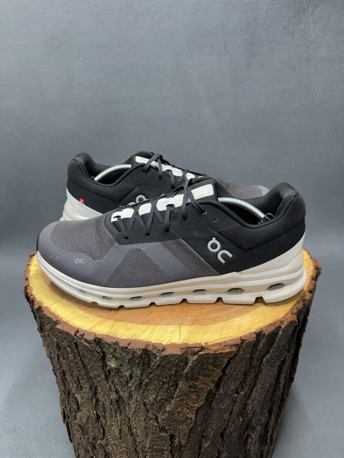 On Cloudrunner Men’s Size 14 Eclipse and Frost Gr… - image 5