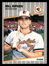 1989 Fleer Baseball Card #616 Billy Ripken (Black Box on Bat Knob)