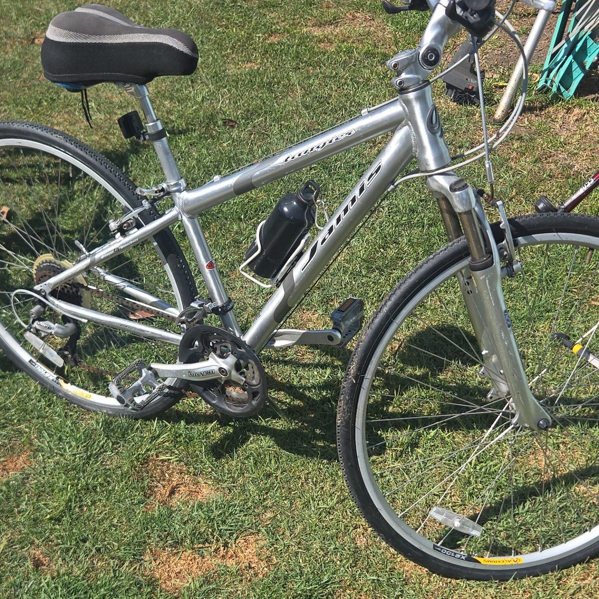 James J-700CⅡ VSB Jamis Explorer Hybrid Bike Silver 700C Front Suspension V-Brake