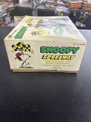 SNOOPY PEANUTS Speedway Toy Vintage Novelty Used Very Rare With