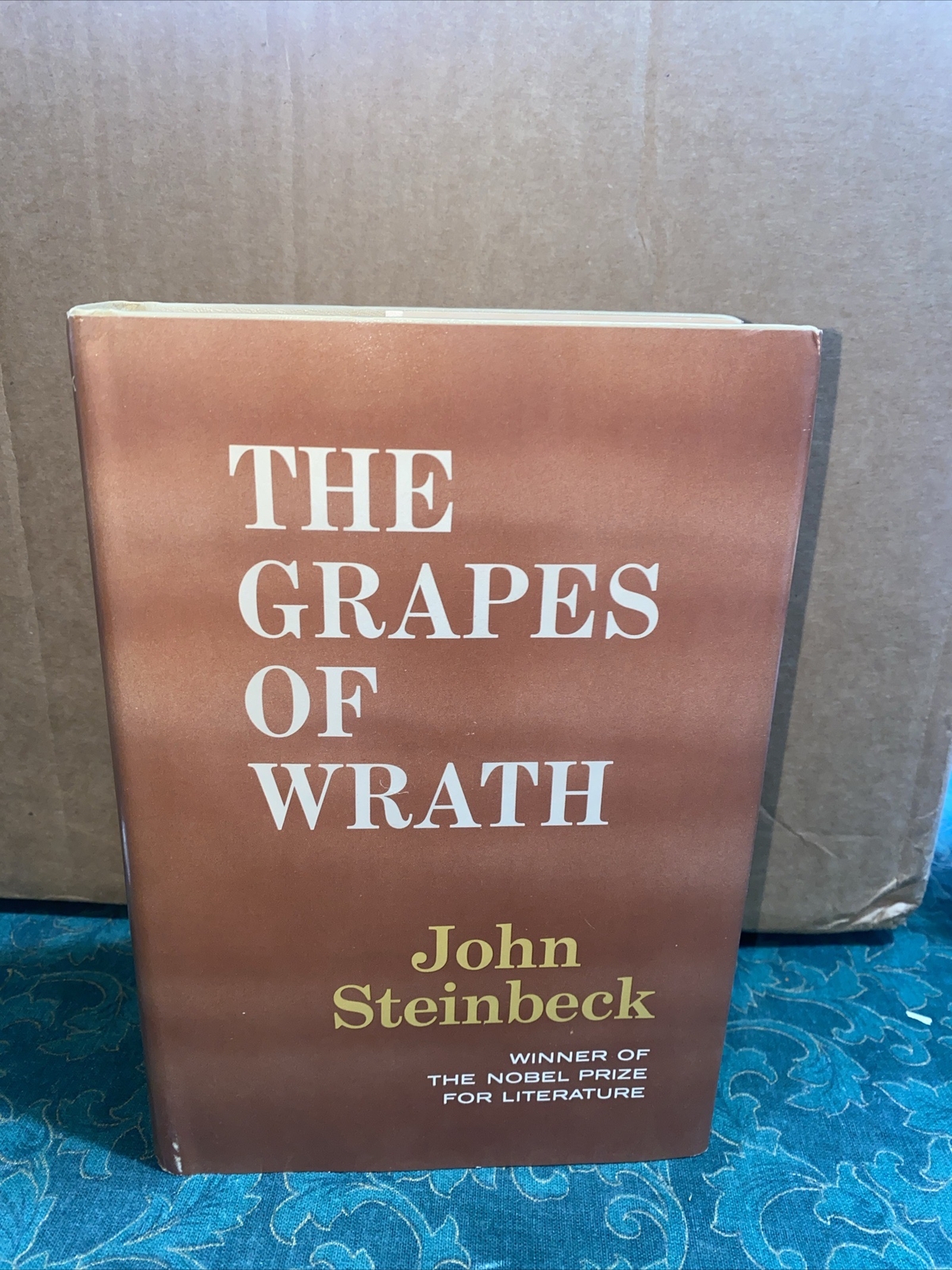 THE GRAPES OF WRATH John Steinbeck Vintage 1967 HC DJ BCE Viking Press