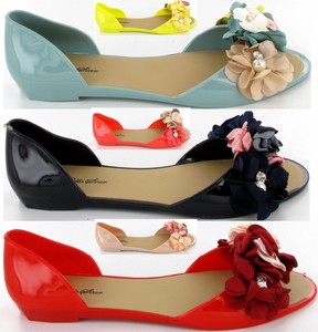 open toe jelly shoes