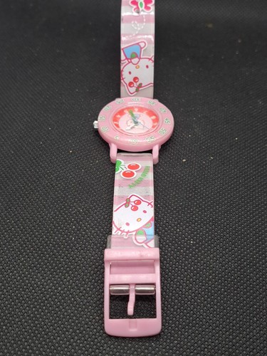 Hello Kitty Pink Watch - Picture 7 of 11