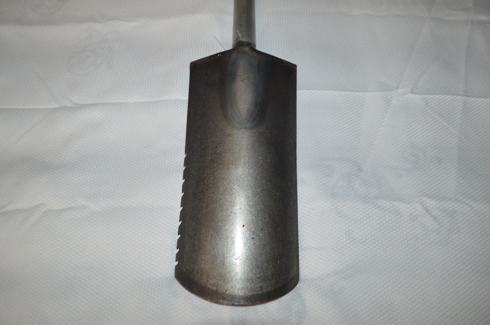 W.W. MANUFACTURING ~ DURABLE ~ HEAVY WEIGHT STEEL ~ ALL-PURPOSE SHOVEL ~ NEW