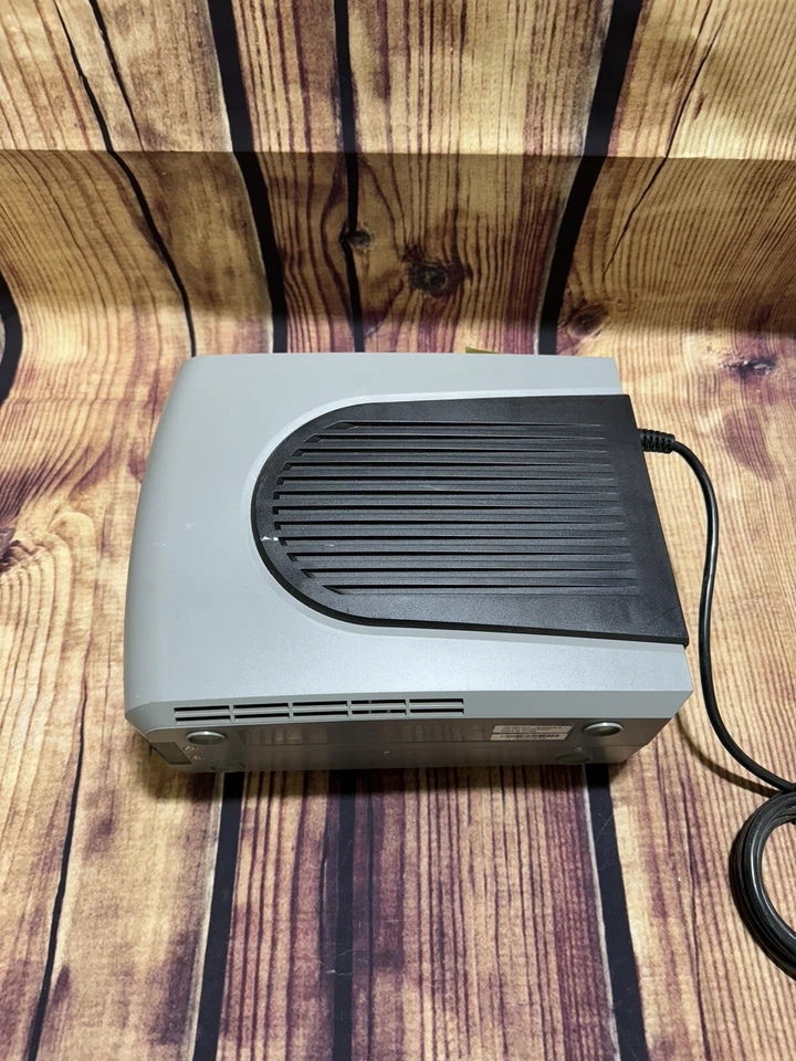 Belkin F6C550-AVR AVR UPS 330W 550VA Surge Protection w/ 8 Outlets Good Battery - Image 3 of 4