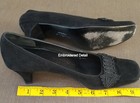 Salvatore Ferragamo Black Suede Pumps Made in Italy w/embroidered details SZ 7N — photo 6