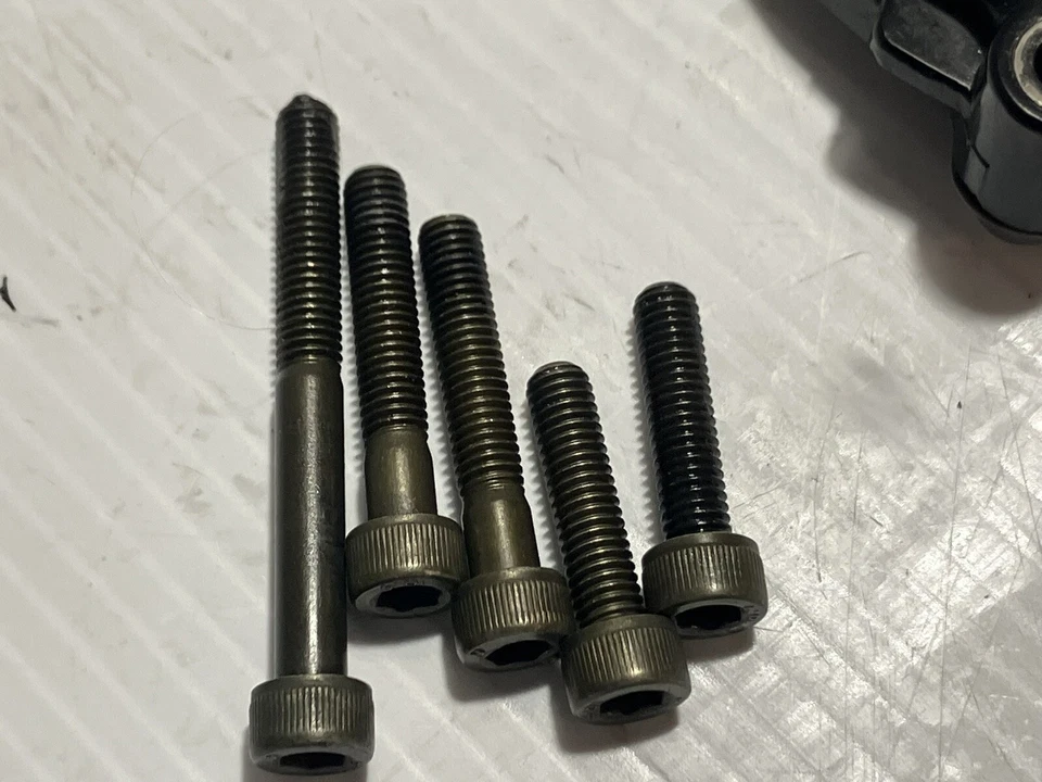 1997 Suzuki GSXR 750 Small Cover, Starter Idle Gear Cover (OEM) - Image 4 of 4