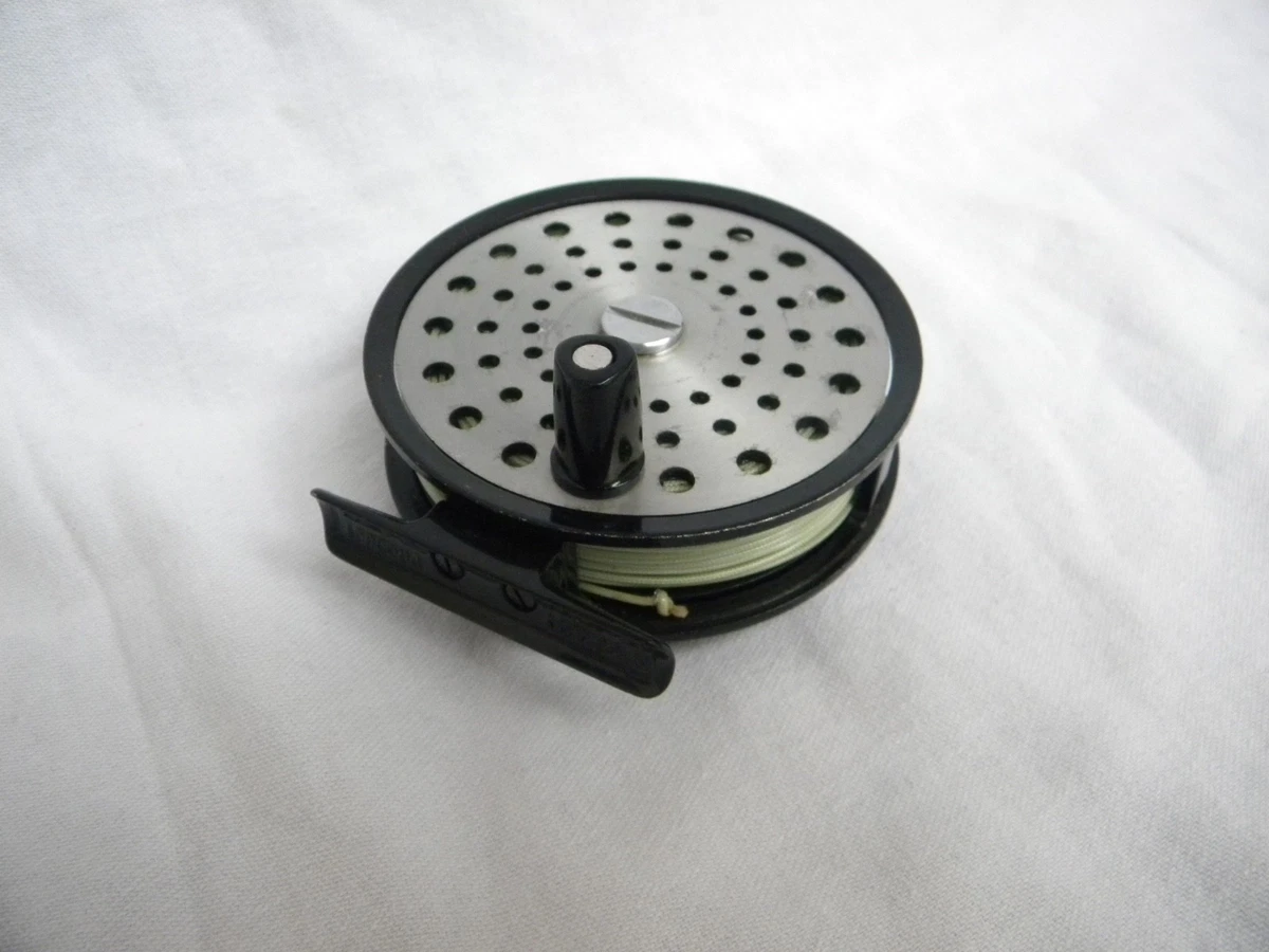daiwa 230 fly fishing reel SWEEPFIRE-2B US The Free Swimmer is available in both 8 DAIWA 230 VINTAGE Fly Reel