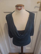 Ladies Betty Jackson Size 10 Teal Long Sleeved Scoop Neck Tshirt