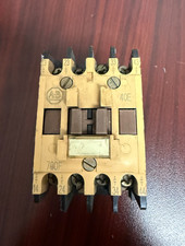 Allen Bradley Control Relay 700-F400A1 SER. B