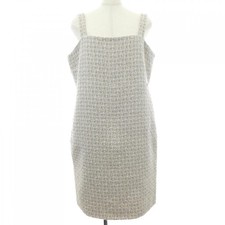 Authentic CHANEL P47877V35684 Dress #230-000-139-6293