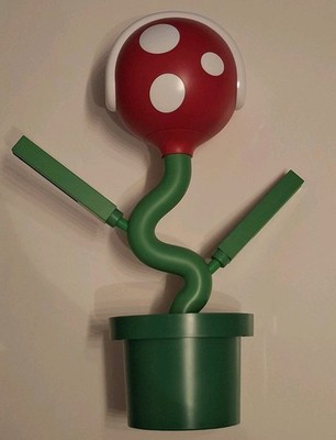 Super Mario Piranha Plant Stand Nintendo Switch, mit TV-Modus, Zustand sehr gut 