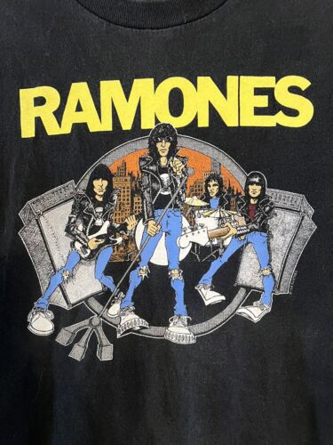 VTG 90S RAMONES ROAD TO RUIN ROCK TOUR CONCERT BAND SHIRT - Picture 2 of 7