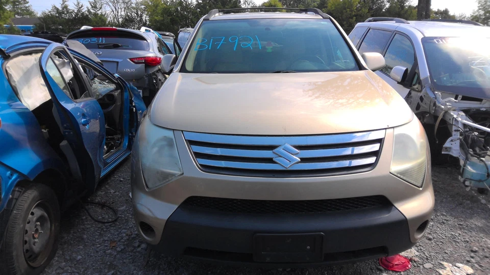 Puerta trasera izquierda SUZUKI GRAND VITARA 07 08 09 Foto 4 de 4