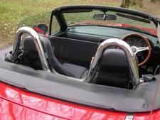 Mazda MX5 Wind Deflector to fit V Style Roll Hoops (Roll Hoops not included)