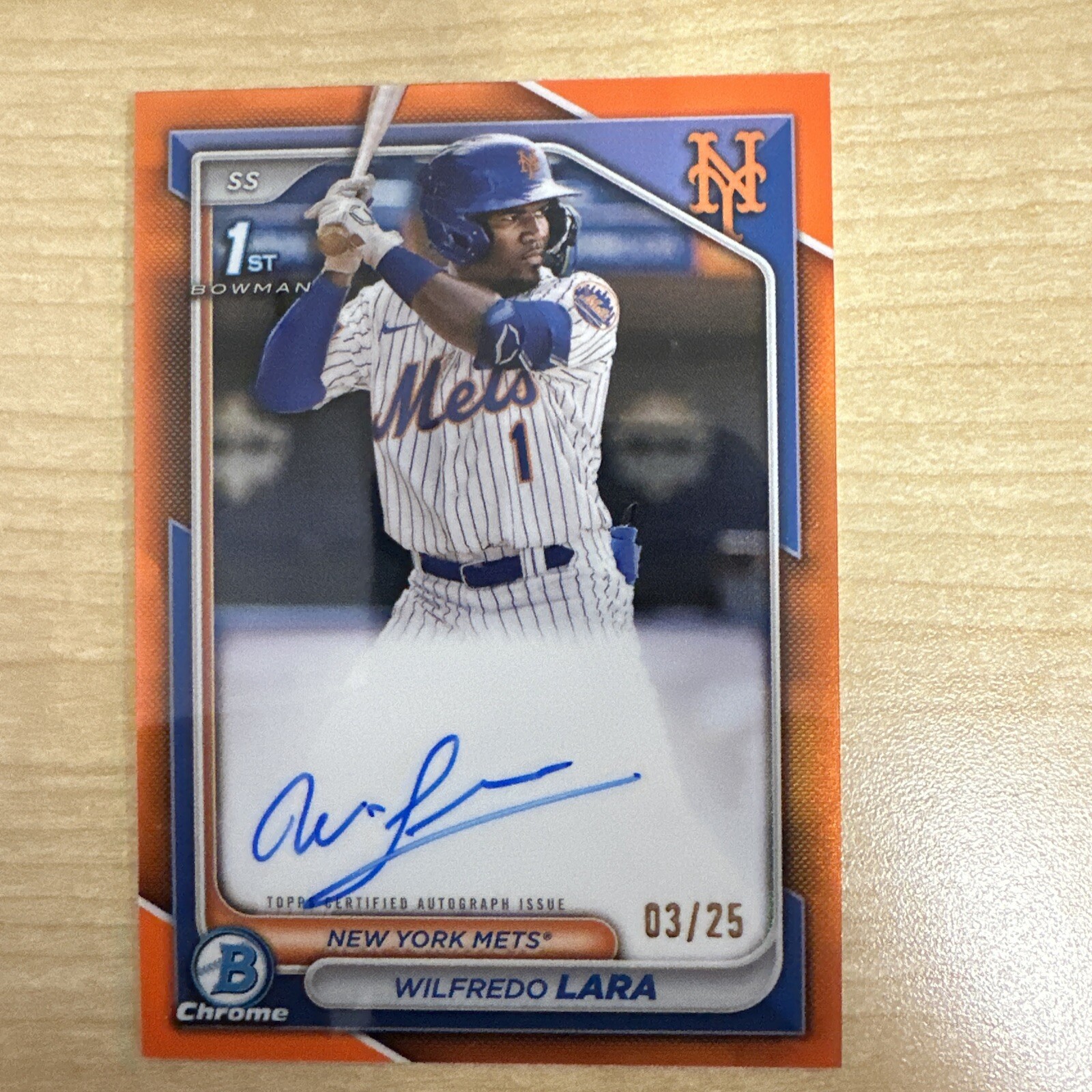 2024 Bowman Chrome Wilfredo Lara True Orange Auto /25 1st Mets CPA-WL ON CARD