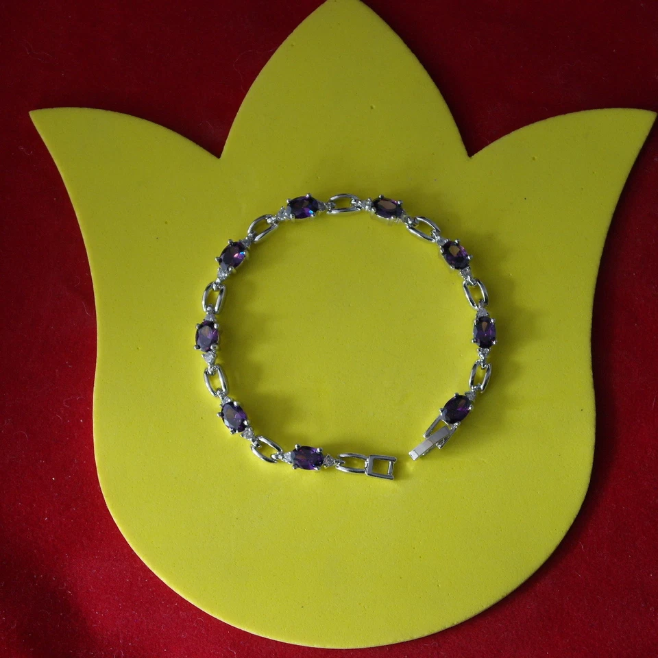 Hermosa pulsera Gp de oro blanco de 18 quilates con amatista y circonita 10,8 gr. 7" Inc. En caja Foto 4 de 4